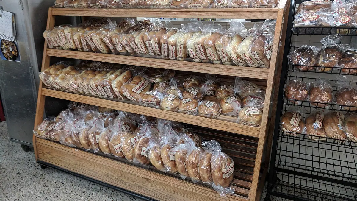 Neo's – bakery in Wood Green, London